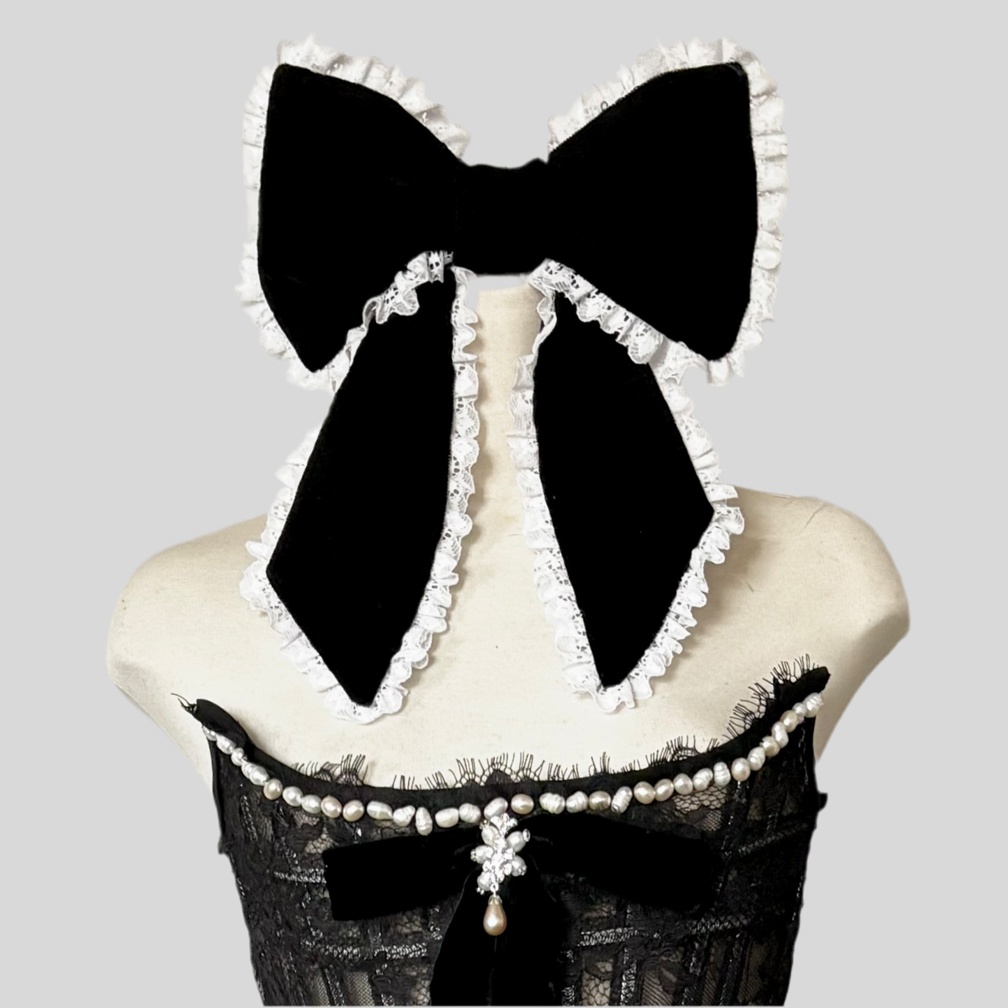 Lita Noir Hair Bow
